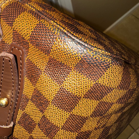 Louis Vuitton Cabas Rivington tote. With COA from entrupy. - Picture 12 of 16